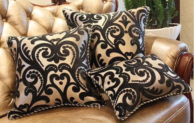Throw Pillows in Interior Design