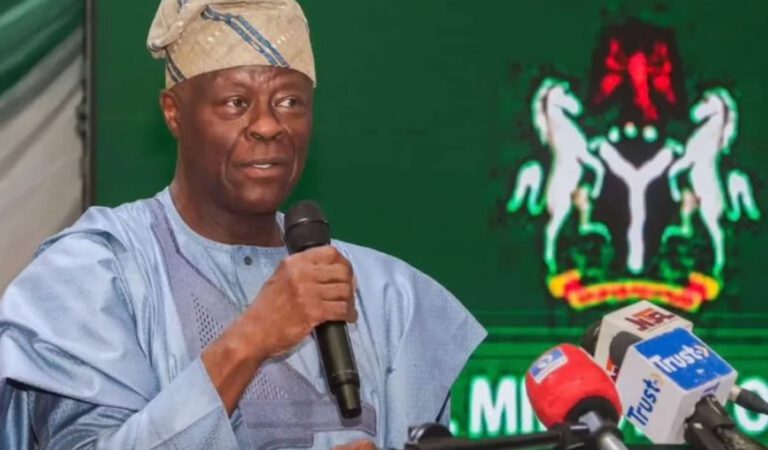 Government announces new tariffs, cuts duty on rice, cars, drugs, sugar