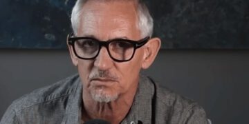 Gary Lineker names title winners