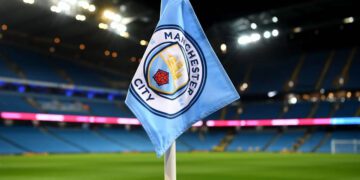 Man City thrash Crystal Palace to go two points behind Arsenal
